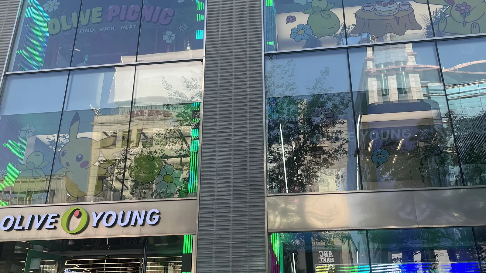 Olive Young store guide Seoul — the Gangnam flagship store exterior