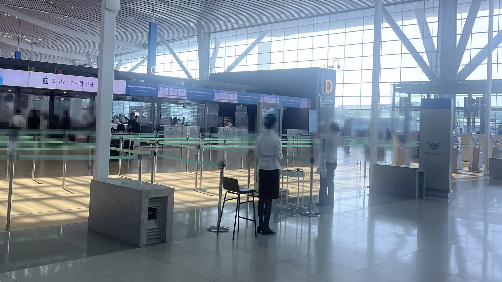 Incheon Airport departure guide: quiet Korean Air check-in hall at Terminal 2 in the morning